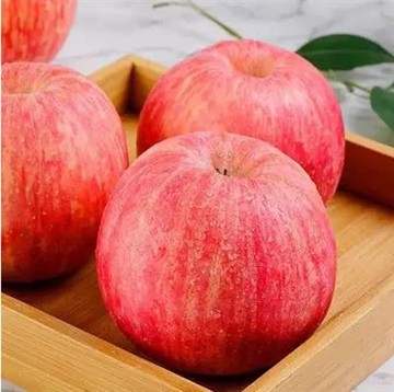 Táo giòn và ngọt